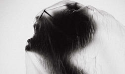 unsplash scream in muslin cropped