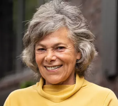 Photo of Ellen Langer