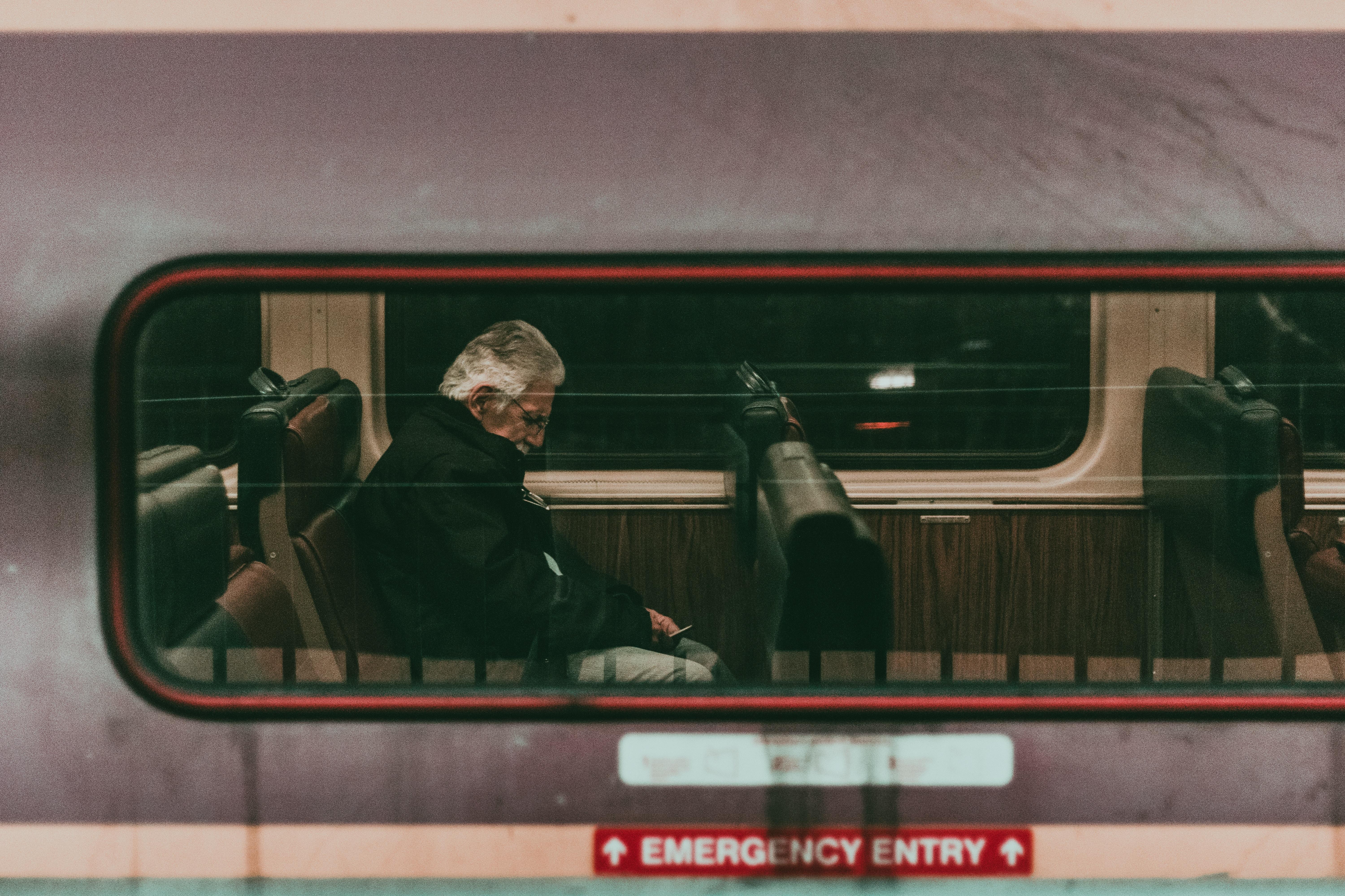 alex iby 212875 unsplash